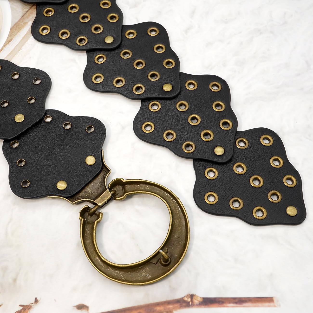 Liutufy Wide Disc Belt for Women Vintage Hollow Boho Leather Belt Western Chunky Waist Belt Cowboy Metal Buckle Concho Belts (Leaf Black A-S)