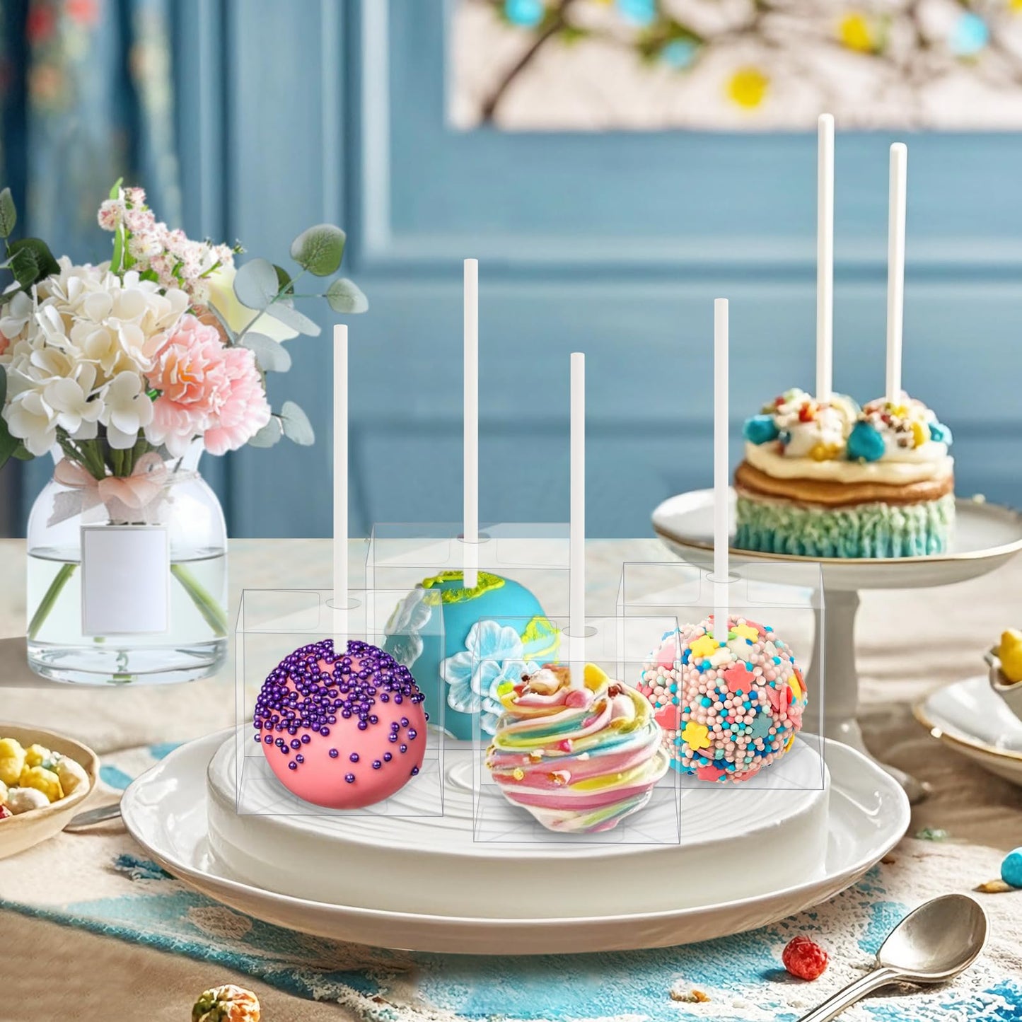 MGWOTH 100 Set Cake Pop Boxes with Paper Sticks Kit: Clear Gift Container with Holes for Candy, Macaron, Lollipop Packaging, Mini Plastic Cakepop Wrapping for Wedding Party Birthday Christmas