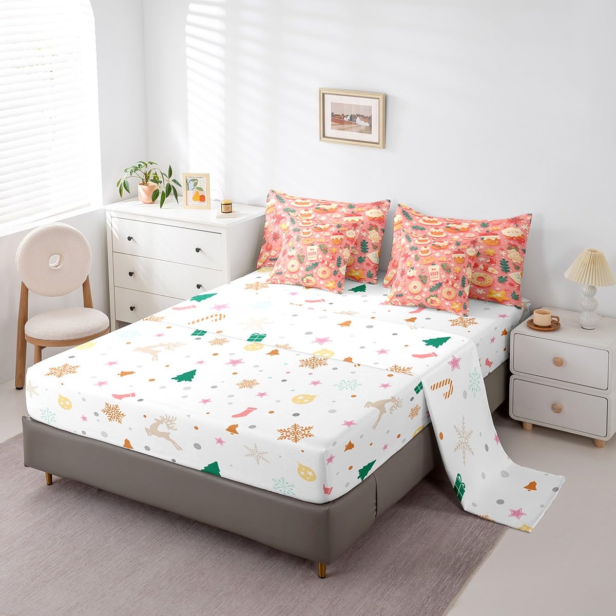 Manfei Xmas Donut 7 Pieces Comforter Set Full,Cute Cookies Desert Theme Bedding Set for Bedroom Decor,Merry Christmas（Comforter+Fitted+Flat Sheet+2 Pillowcases+2 Throw Pillow Covers）