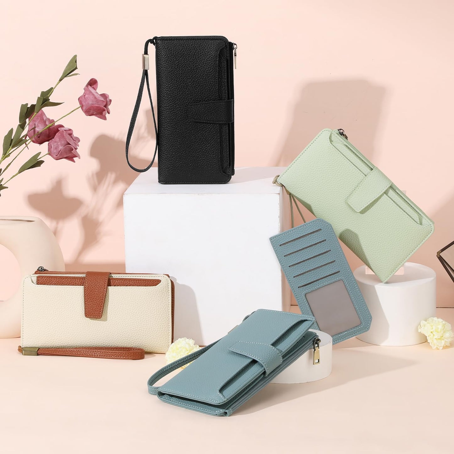 GAEKEAO Women Wallet RFID Blocking Leather Bifold Compact Card Holder Ladies Travel Wallet Purse, Large Capacity Wristlet