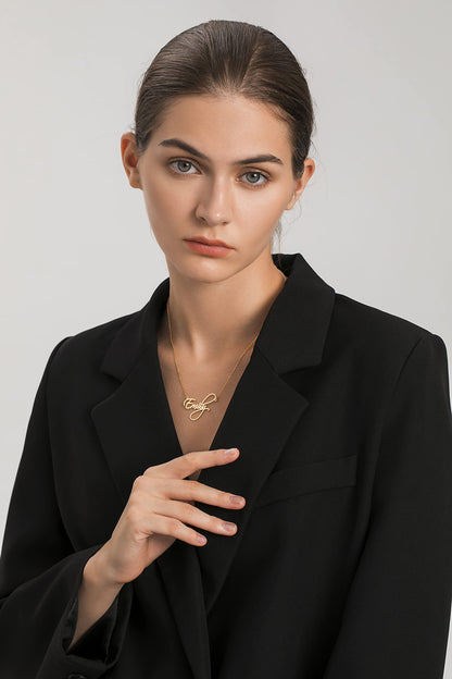 UMAGICBOX Personalized Autumn Name Necklace 18K Gold Plated Stainless Steel Custom Engraved Dainty Nameplate Pendant Jewelry Customized Birthday Gifts for Women Girls Mother Daughters