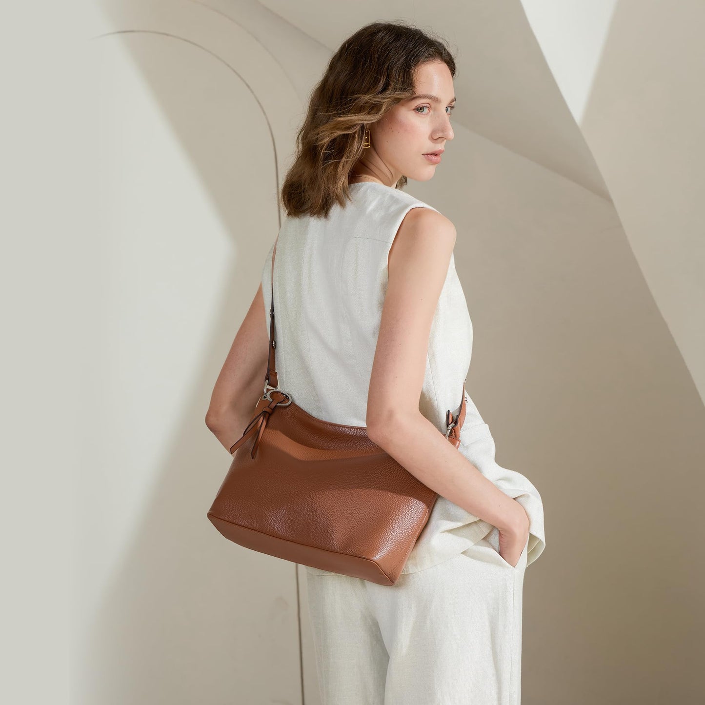 befen Genuine Leather Purse for Women, Brown Designer Hobo Bags, Trendy Slouchy Leather Handbags Soft Shoulder Purse with Tassel Womens Shoulder and Handbas for Travel & Everyday
