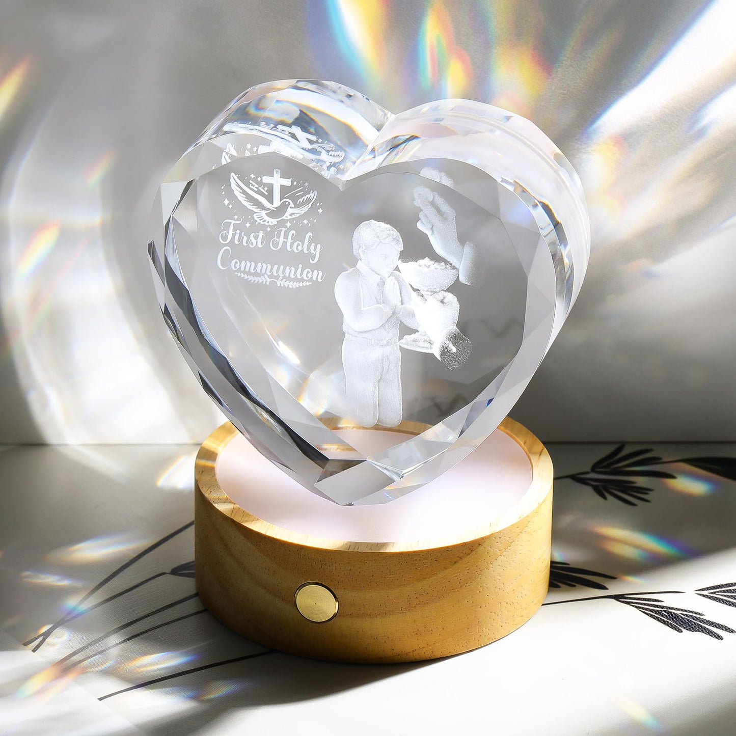 Arikyrist 3D Crystal First Holy Communion Gifts for Boys Men Crystal Heart Laser Engraving Communion Baptism Statue with Wooden Light Base Glass Religious Catholic Christian Decor