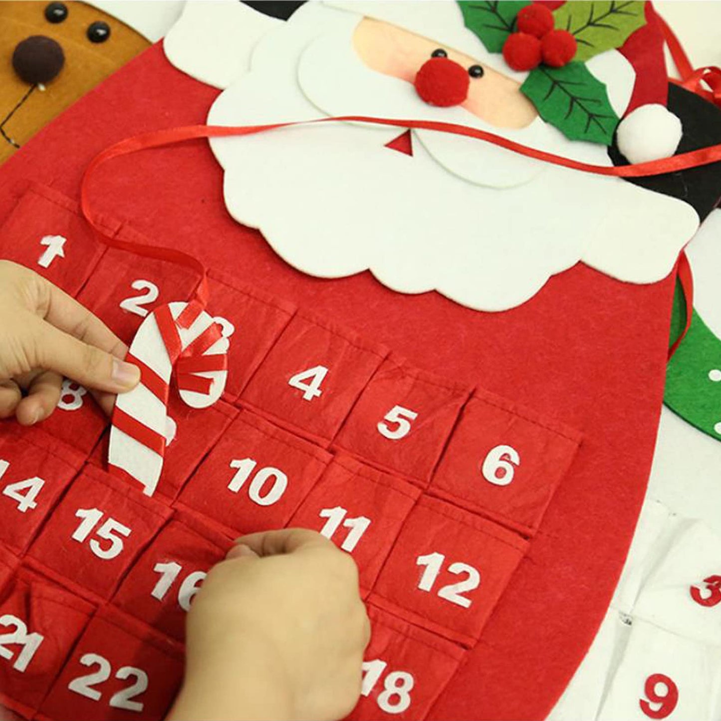 Santa Christmas Advent Calendar 2026 3D Felt Hanging Santa Advent Calendar Reusable Countdown to Christmas Calendars Santas Advent Xmas Decorations Gifts Xmas Countdown Calendars