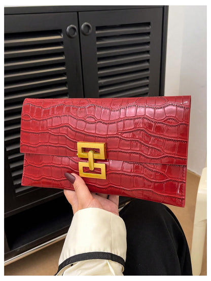 Verdusa Women's Clutch Evening Bags Trendy Envelope Handbags Metallic Purses Red One Size