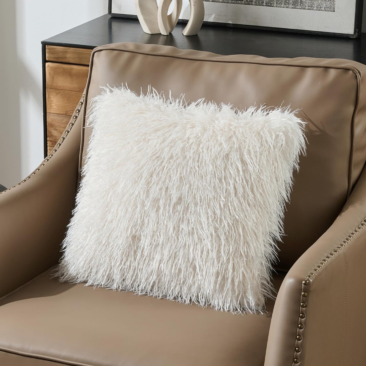 FUTEI Pack of 2 Shaggy Mongolian Faux Wool Throw Pillow Covers 18x18 Inch Soft Fluffy Farmhouse Decorative Cushion Case for Couch Bed Living Room, Cream White