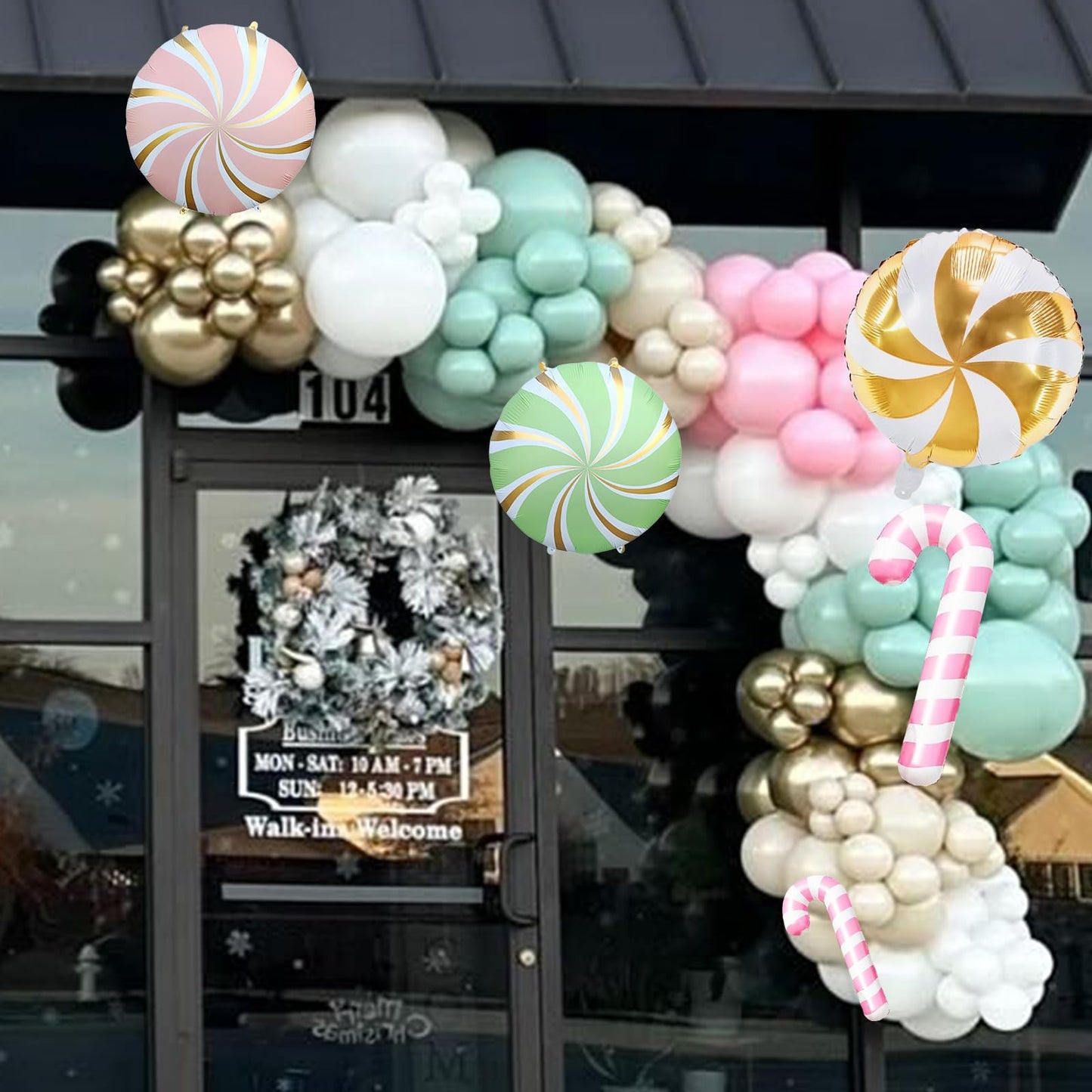 Christmas Balloons Garland Arch Kit, 125pcs Pastel Pink Green Balloon with Candy Cane Peppermint Foil Balloon for Christmas Theme New Year Xmas Holiday Birthday Party Decorations