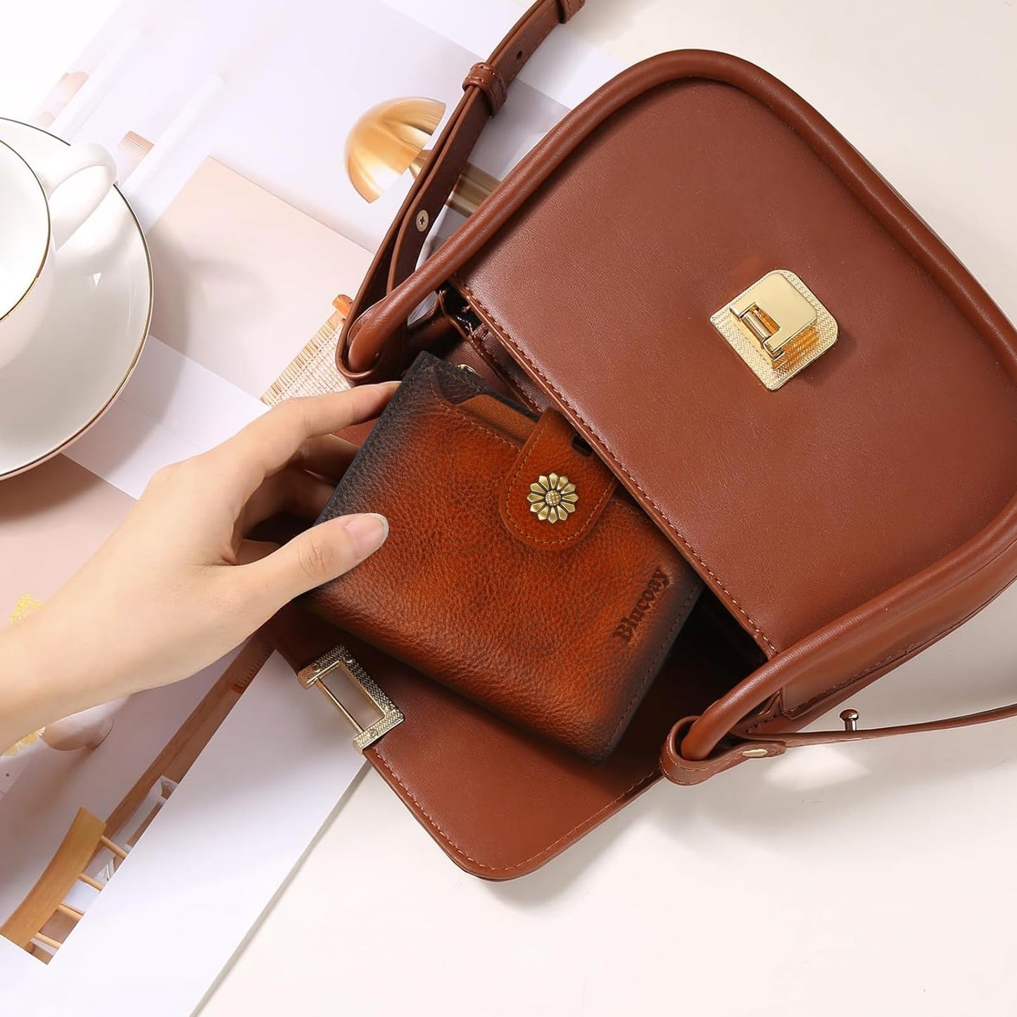 Blucoay Wallet Women,RFID Blocking Leather Womens Wallet Bifold Compact Card Holder Small Wallet for Women with Removable ID Window Brown