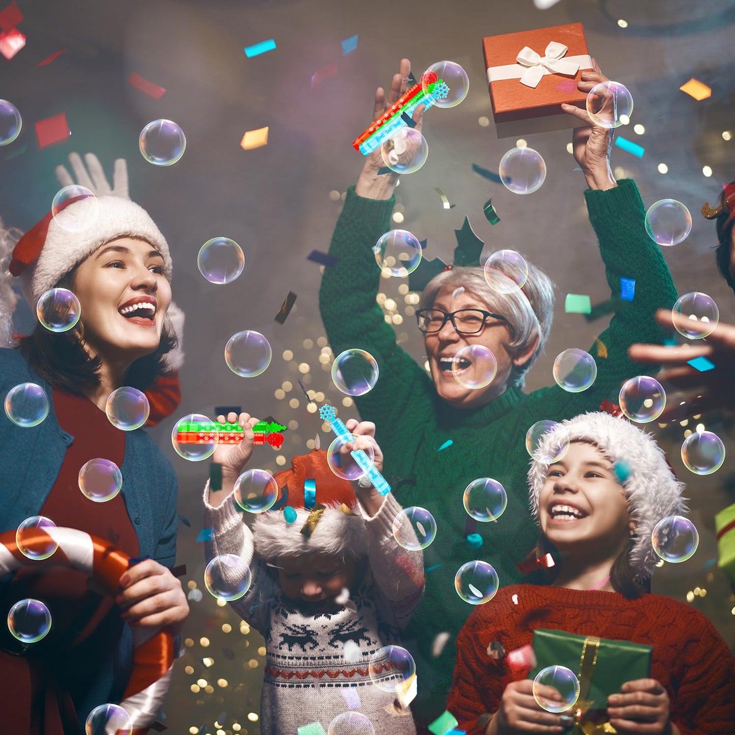 Bulk Christmas Party Favors Prizes for Kids 100 Pack, Christmas Mini Bubbles Goodie Treat Bag Stocking Stuffers for Toddlers, Xmas Holiday Toys Gifts Classroom Supplies Games Giveaways for Boys Girls