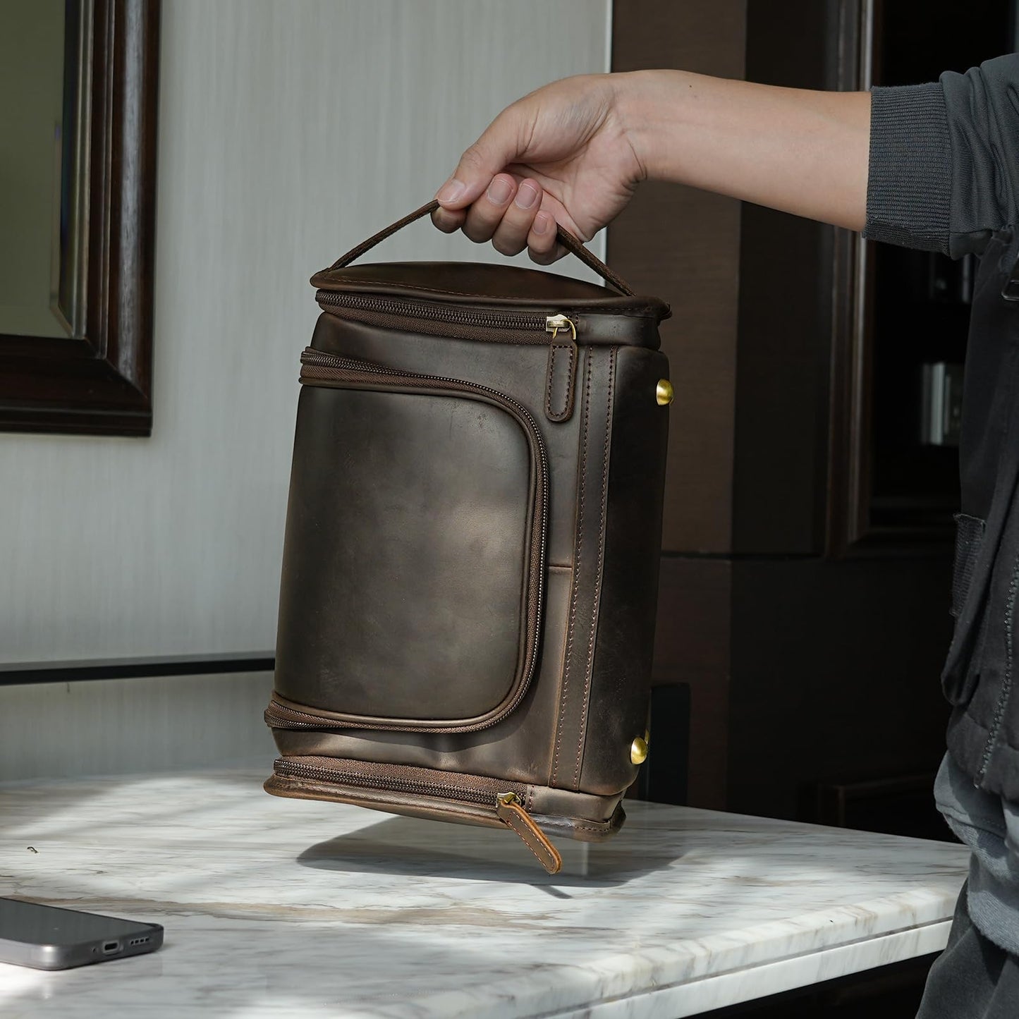 Polare Full Grain Leather Toiletry Bag Travel Dopp Kit Makeup Cosmetic Organizer Shaving Kit Wash Case with Hanging Hook