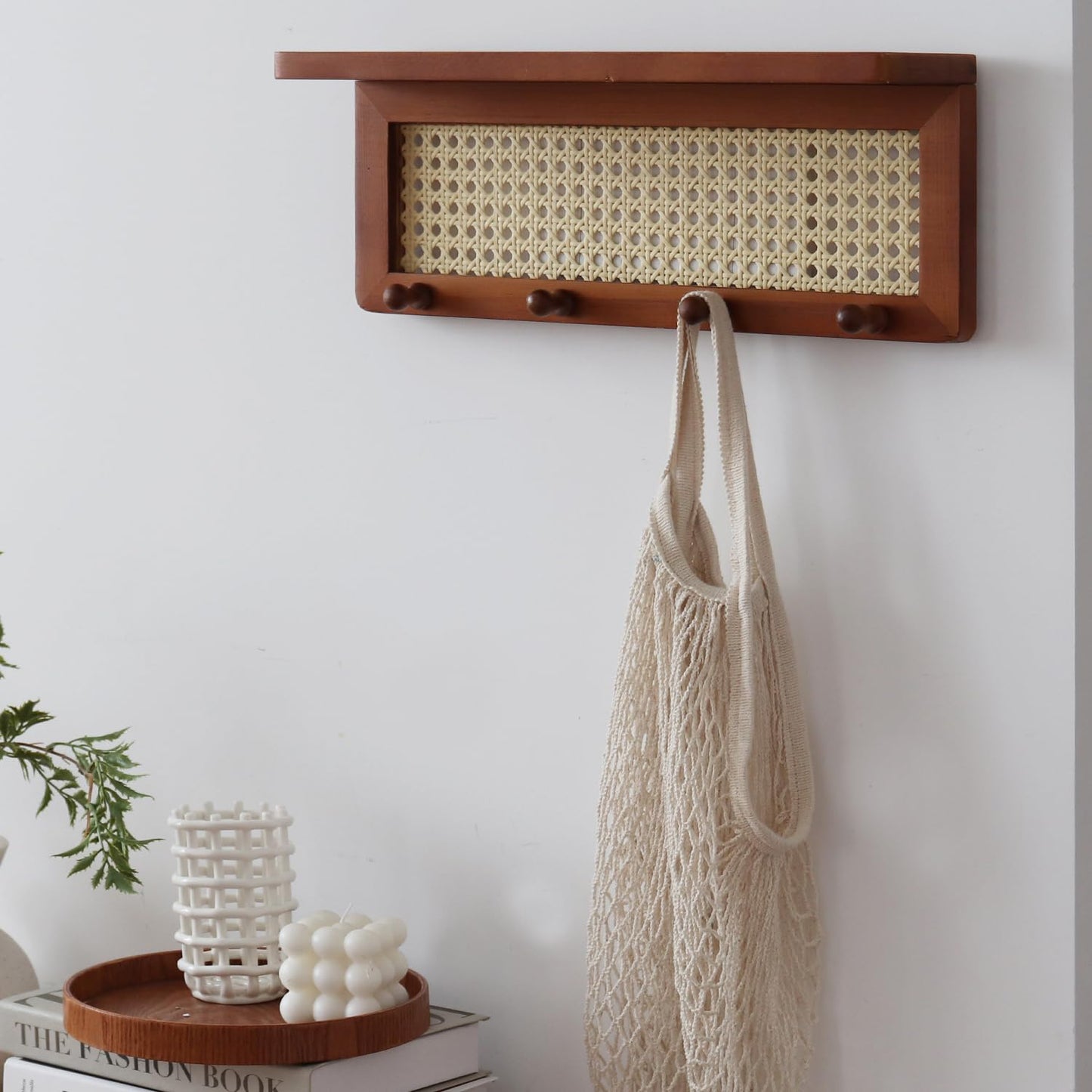 FRIADE PE Rattan Key Holder with 4 Key Hooks ,Wall Mounted Decorative Floating Shelf for Entryway,Nursery,Mudroom, Hallway, Office (Retro Brown)