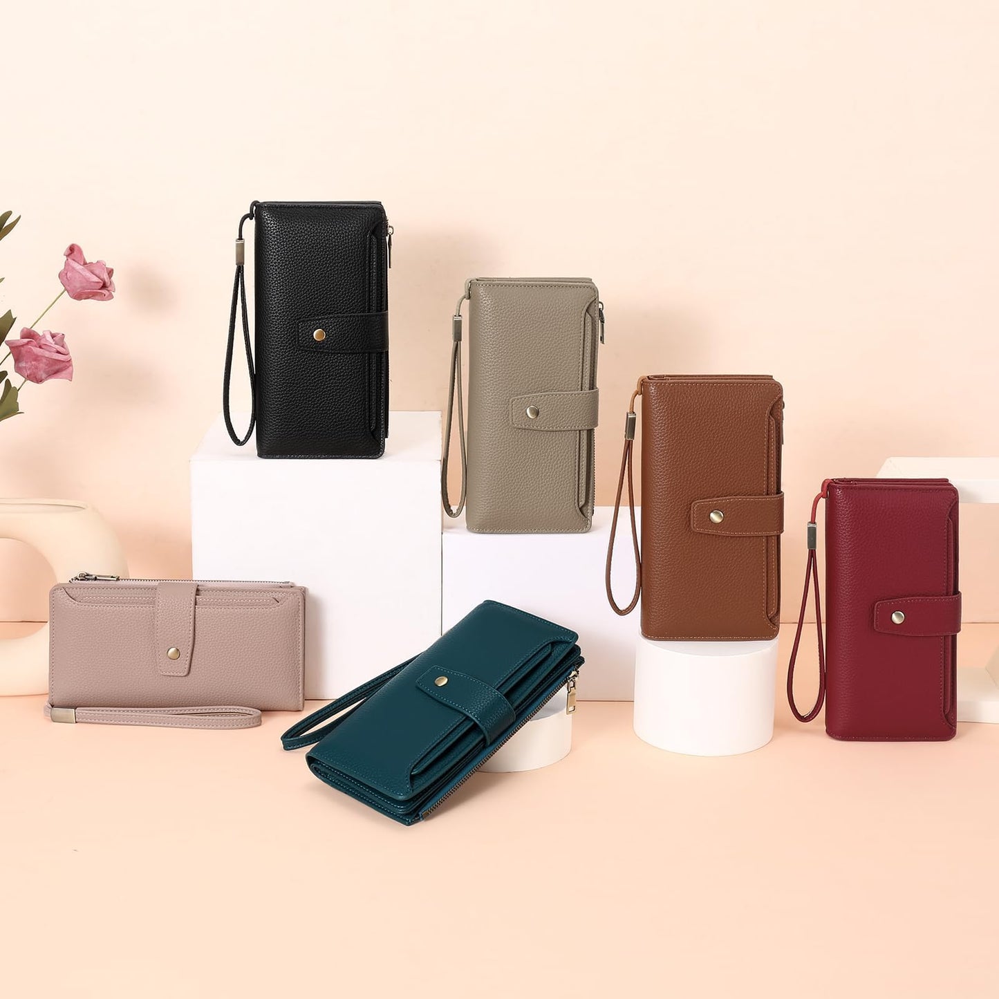 GAEKEAO Womens Wallet RFID Blocking Large Capacity Vegan Leather Card Holder Wristlet Clutch with 32 Card Slots 4 ID Windows