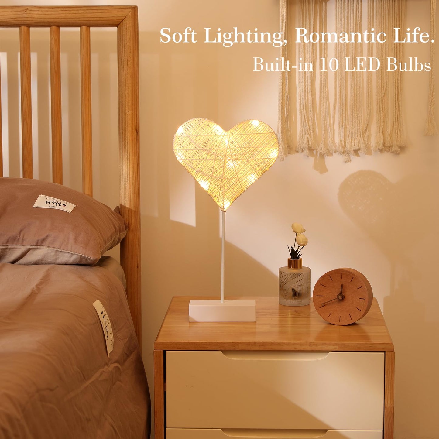 Lewondr Heart Decorative Table Lamp, Valentines Day LED Light Winding Cotton Thread Night Lamp for Bedroom, Battery Powered Desk Lamp for Galentine's Day Romantic Gifts for Women Home Decorations