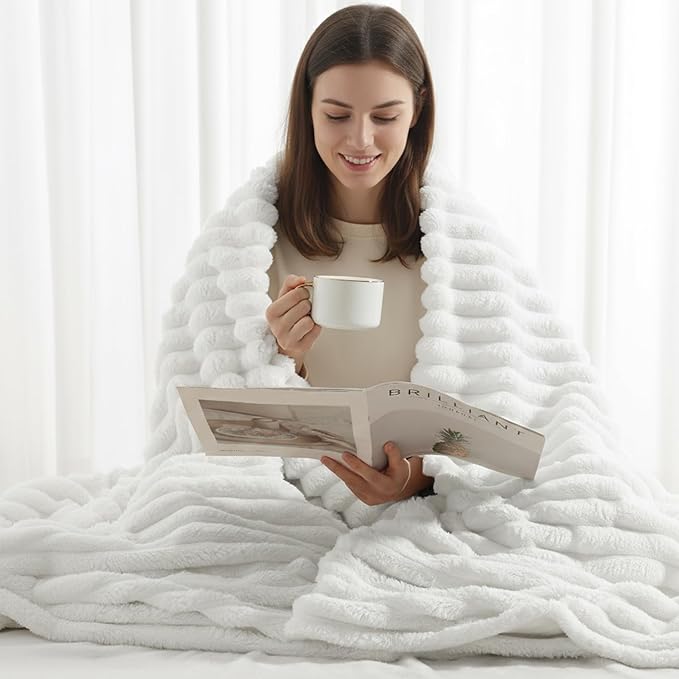 decorUhome Soft Fleece White Blanket King Size for Bed, Cozy Fluffy Plush Flannel Large Striped Throws for Couch Sofa, Lightweight Decorative Fuzzy Blanket for Woman, 108x90 Inches