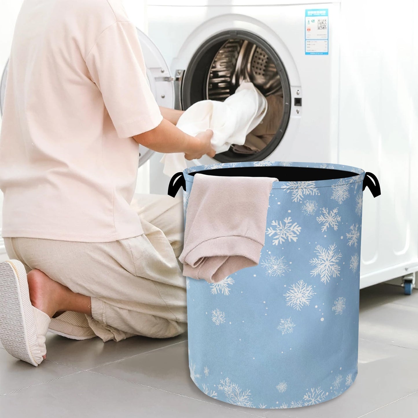 Snowflakes Christmas Laundry Basket,Oxford Cloth Laundry Hamper with Handle Foldable Portable Clothes Storage Basket for Bathroom Bedroom Dorm Room 16" x 20.8"