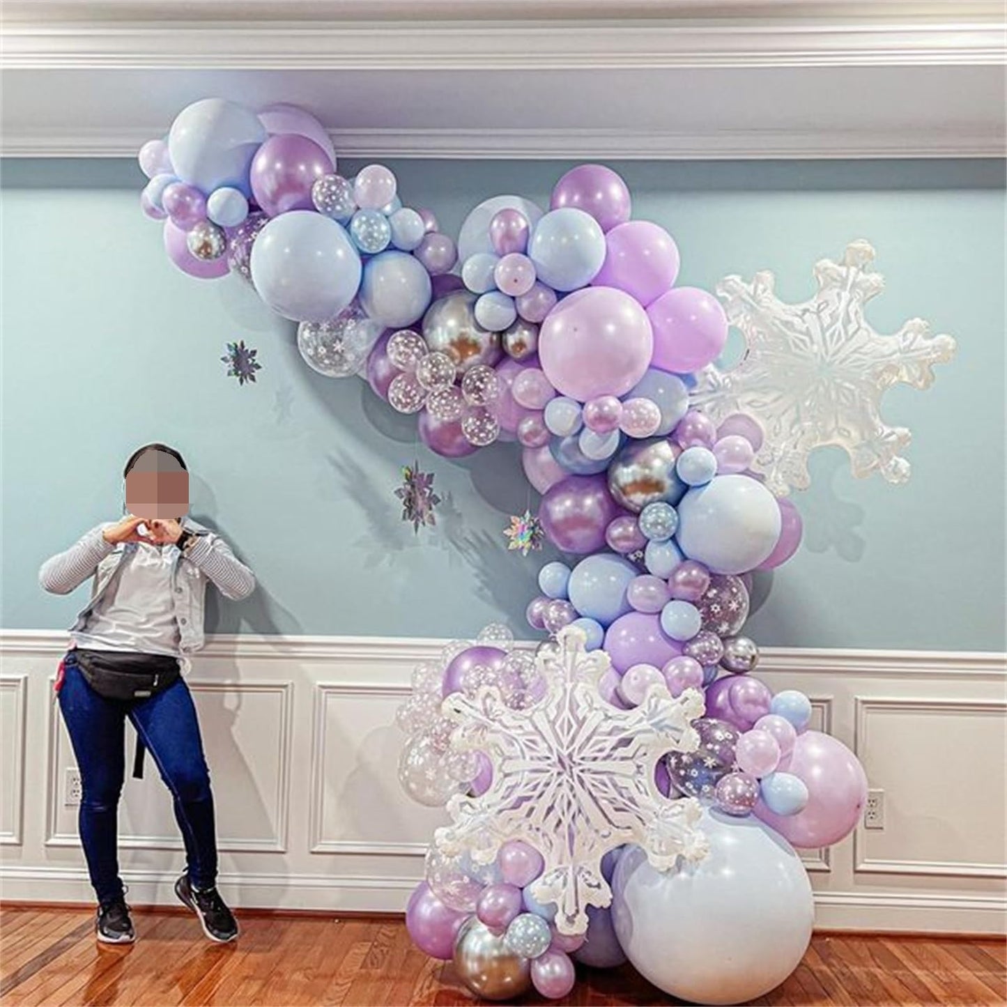 Winter Wonderland Balloon Arch Garland Kit, Baby Blue Purple Balloons with Spike Star Snowflake Foil Balloons for Ice Wonderland Christmas Baby Shower Snow Princess Birthday Party Decorations Supplies