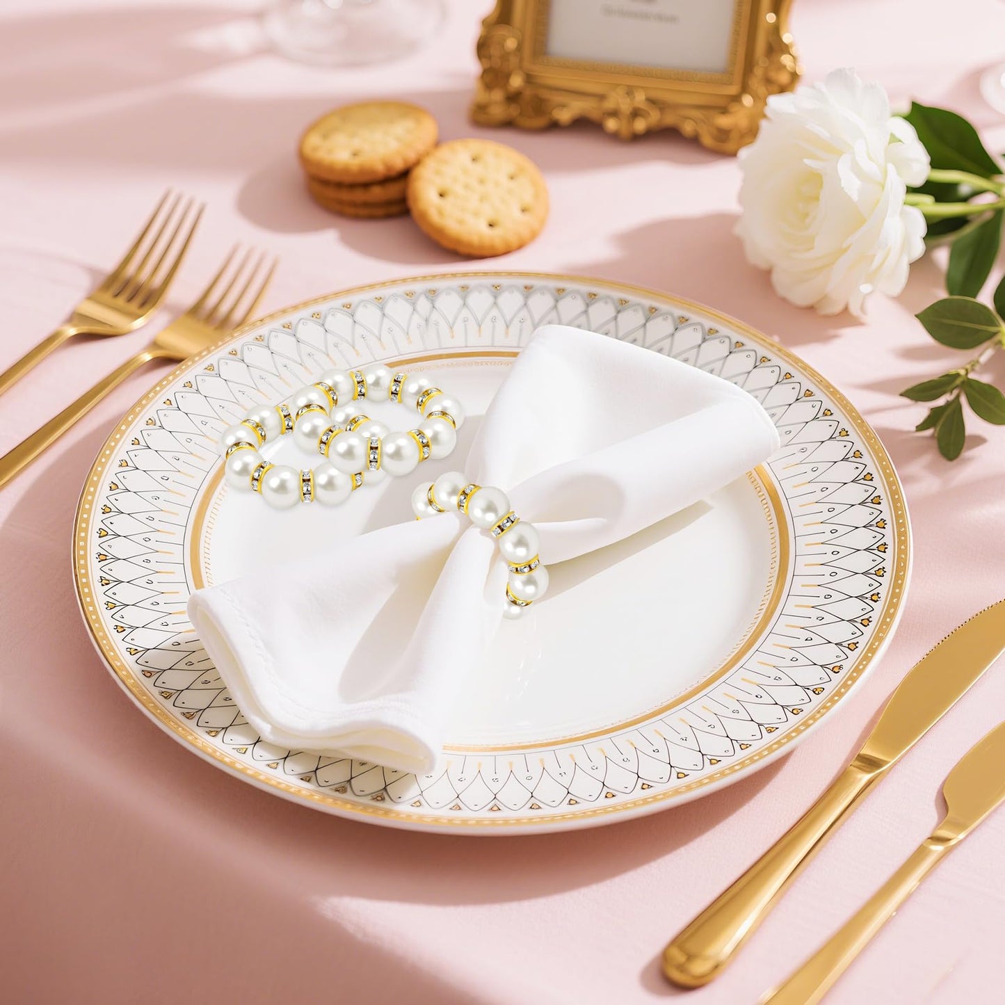 20Pcs Gold Napkin Rings Set Imitation Pearl Napkin Ring Holders for Wedding Reception Party Dinner Table Decor Essentials Metal Napkin Buckles Bulk Bridal Shower Holiday Gatherings Accessories
