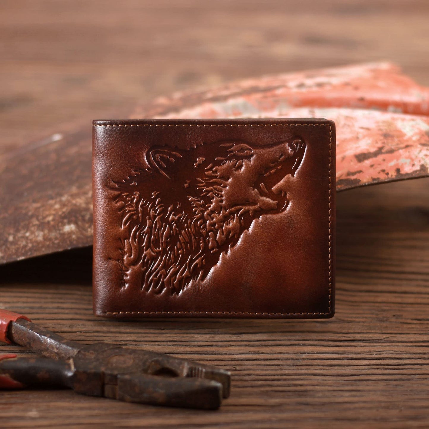 skneephate Mens Wallets Leather Bifold Cool Wallet For Men Wolf,Rfid Blocking,Gift For Him Husband (brown)