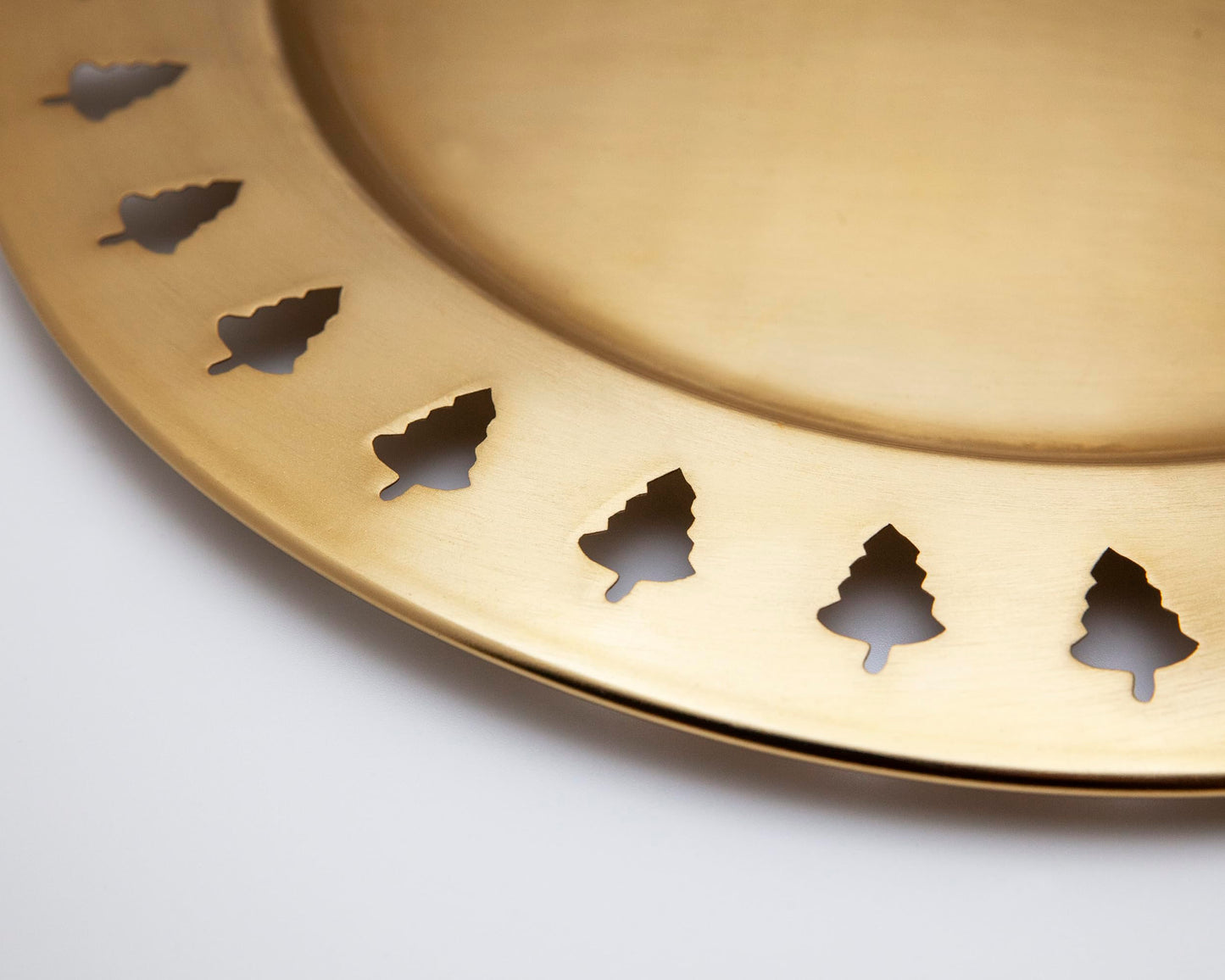 Luene Gold Christmas Tree Tray with Cutouts - Round Circular Charger Plate with Christmas Trees Edge - Decorative Serving Platter, Holiday Cookie Plate for Santa