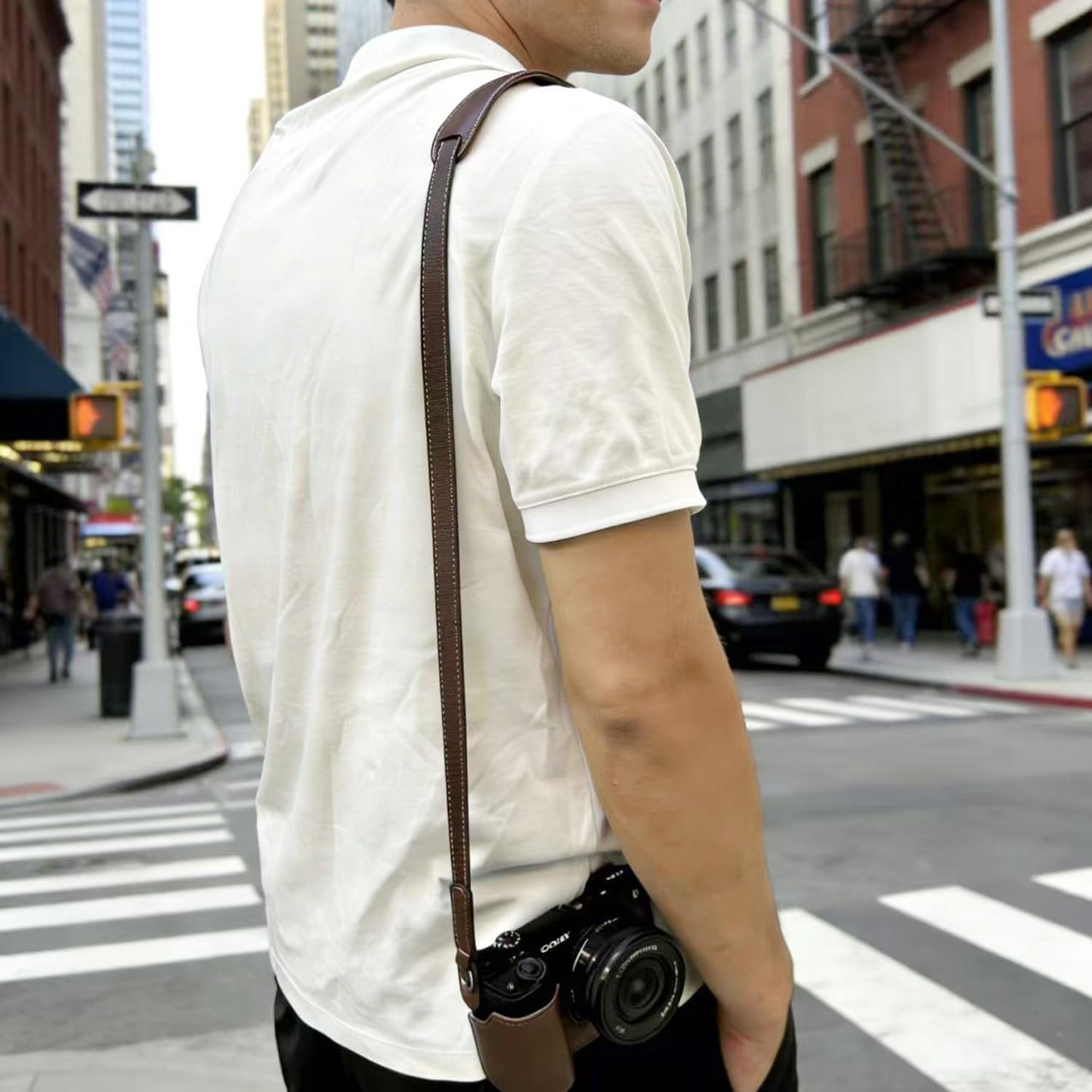 PU Leather Camera Strap For Photographers Retro Decompre Ssion Design Strap Neck, Shoulder or Safety Tether Oblique Straddle (Dark brown)