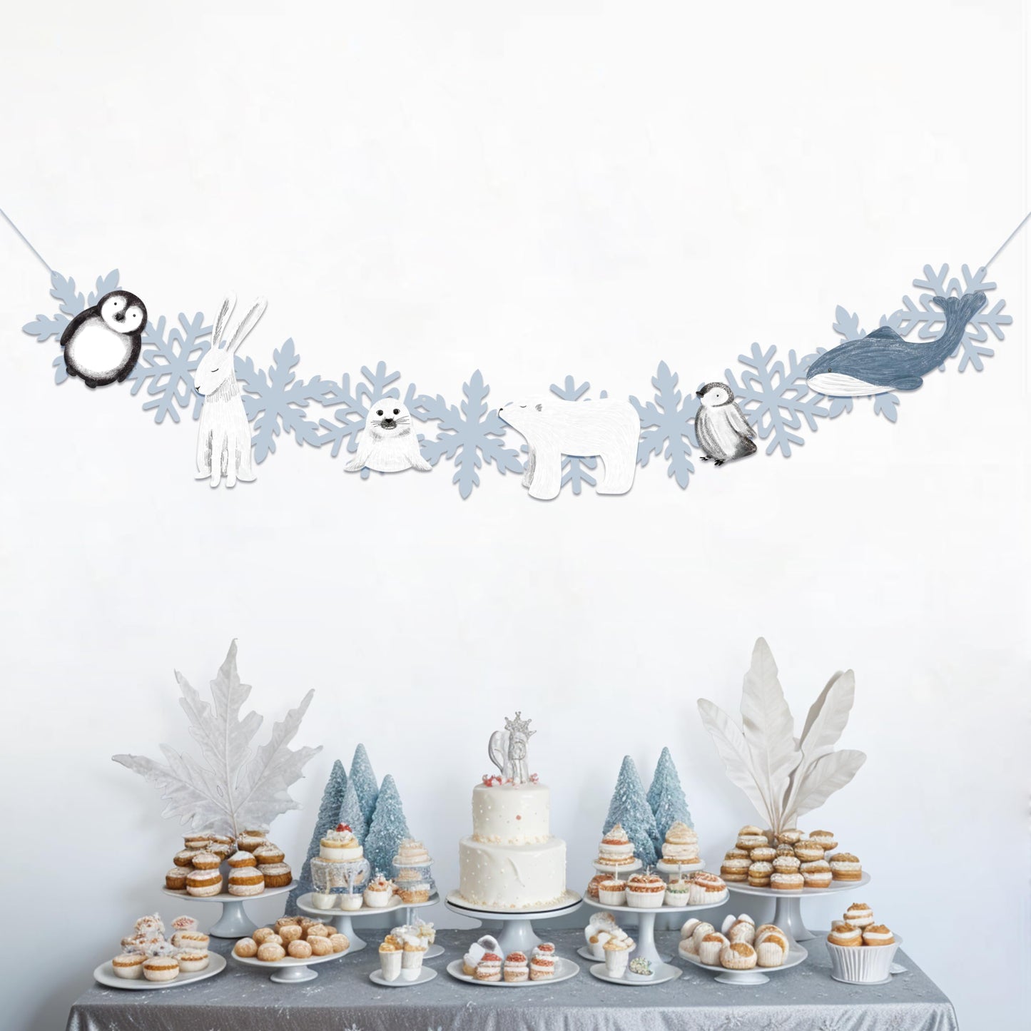 Cheerland Winter Animal Banner Arctic Animal Party Decorations Polar Theme Snowflake Garland Winter Door Decoration Arctic Decor Christmas Holiday Birthday Classroom Cute Office Party Supplies