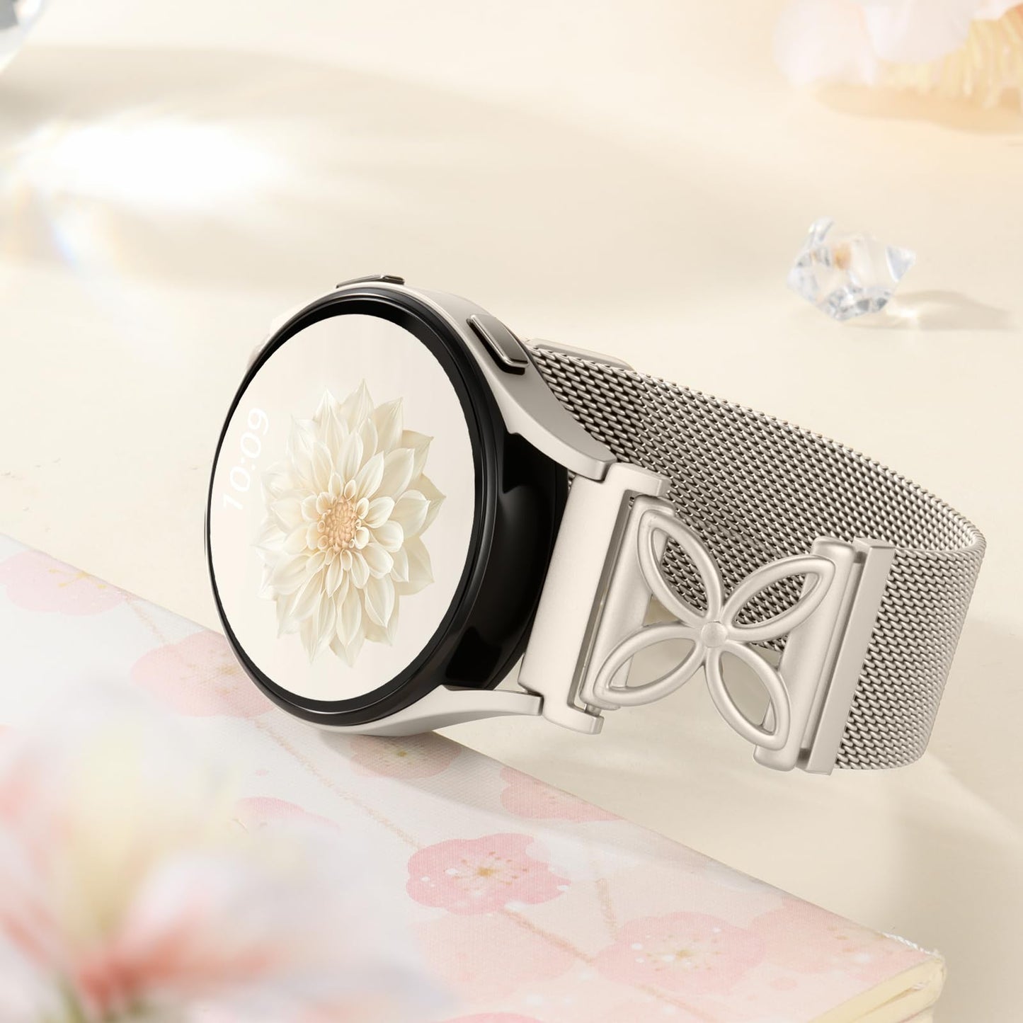 Getino Magnetic Metal Strap Compatible with Galaxy Watch 7 Band, Galaxy Watch 6 Classic Band FE 5 Pro 4 Active 2, 20mm Milanese Floral Dressy Wristband for Samsung Watch Bands Women 40mm 44mm 45mm