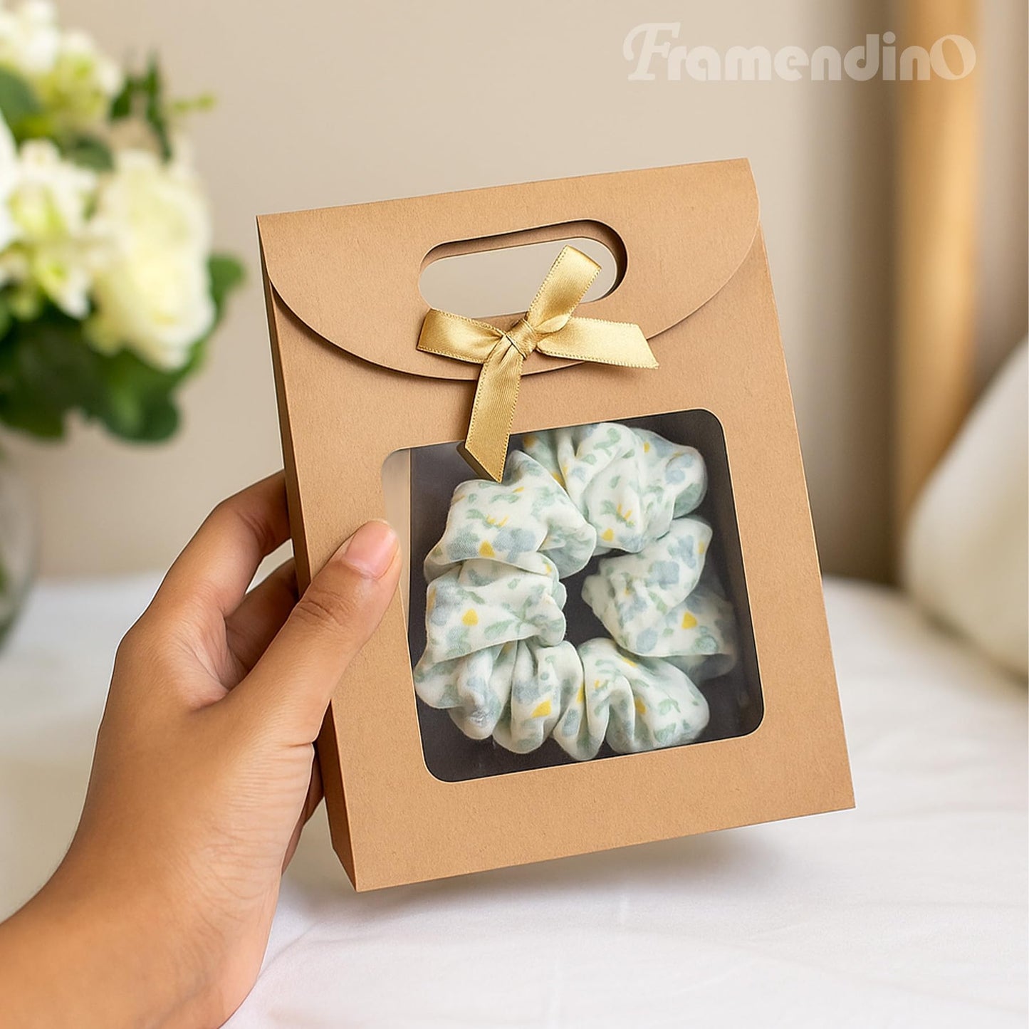 Framendino, 24 Pack Kraft Paper Bags with Clear Window and Handle Stand Up Bag for Candy Cookies Packaging Wedding Christmas Party Store Retail