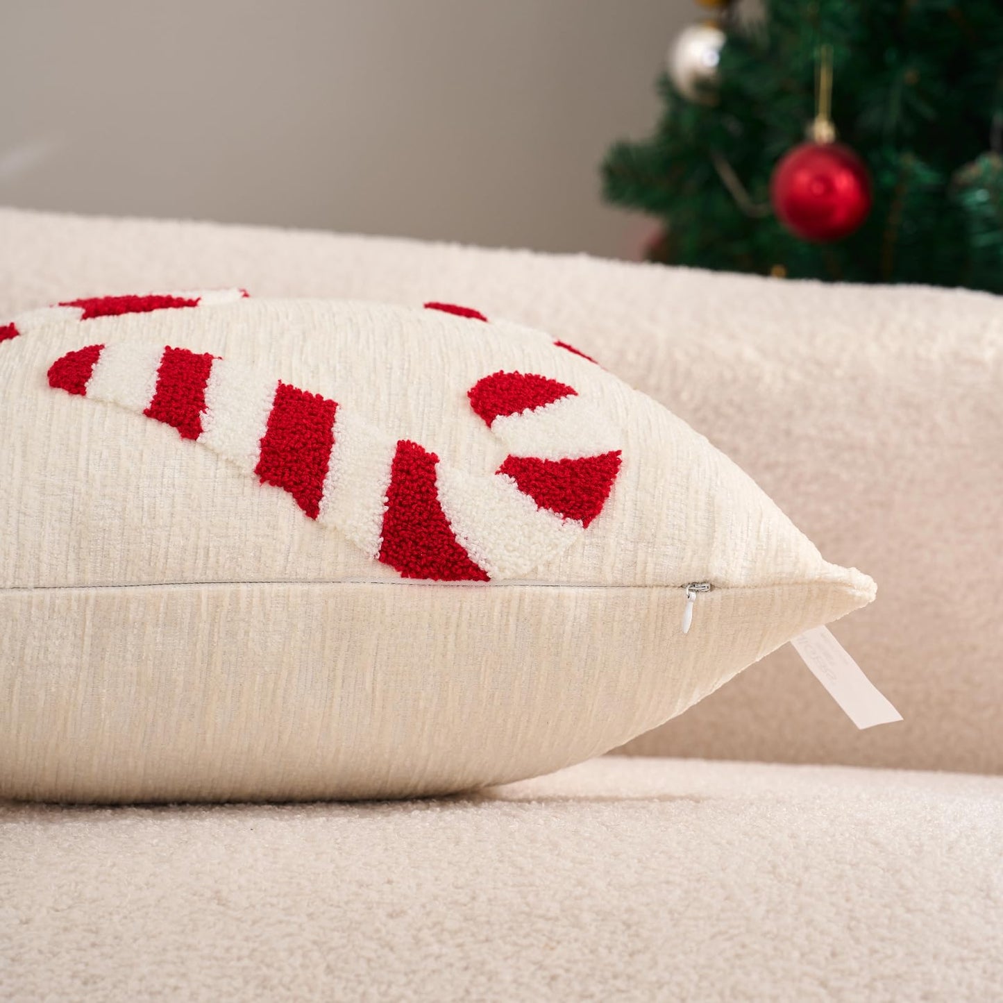 Avigers Christmas Pillowcase 2pcs Christmas Decorations Soft Artificial Plush Christma Tree Pillow Cover Sofa Living Room Holiday Decoration (Christmas Socks - Red, 18 * 18inch-2pcs)