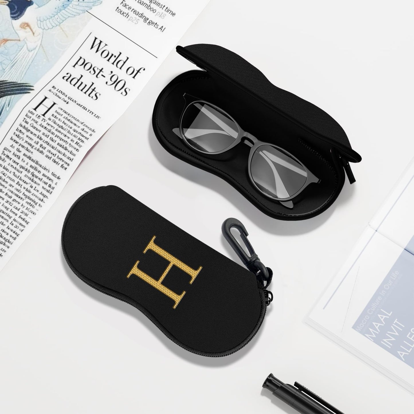 NPOOYI Initial Sunglasses Soft Case, Ultra Light Portable Neoprene Zipper Glasses Case for Men Women, Letter H