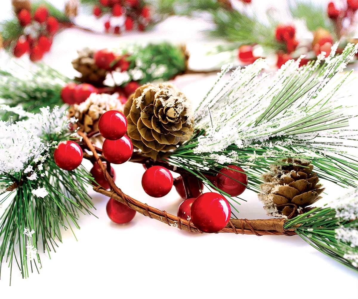 Christmas Garland Winter Red Berries Holiday Decoration Pine Cones, Evergreen Pine Needle – Unlit Berry Garlands Xmas Decor, Kitchen, Bar, Fireplace/Indoor/Outdoor Greenery with Snow 6 Ft Long (6ft)