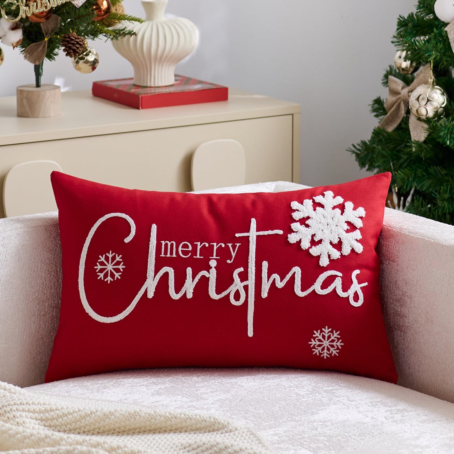 yeshttdy Merry Christmas Pillow Covers 12x20 Inch Embroidery Snowflake Xmas Decorative Lumbar Throw Pillow Cover Winter Holiday Pillow Case Cushion Cases for Sofa Couch Living Room Decorations Red
