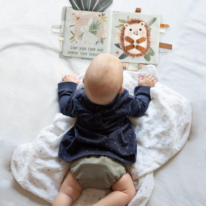 Soft Baby Book with Touch and Feel Pages - Cute Sensory Book for Babies 0-6, 6-12 & 12-18 Months with Mirror & Crinkle Paper - The Perfect Christmas Toy for Baby Showers Or as a Newborn/Infant Gift