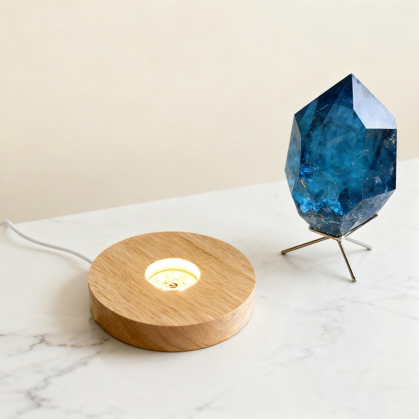 vskikris Wooden LED Light Display Base, Round Lighted Lamp Stand Desk Table Holder (with USB Cable Switch) - Warm Light Version for Crystal, Glass, Acrylic, 3D Resin Lamp Models