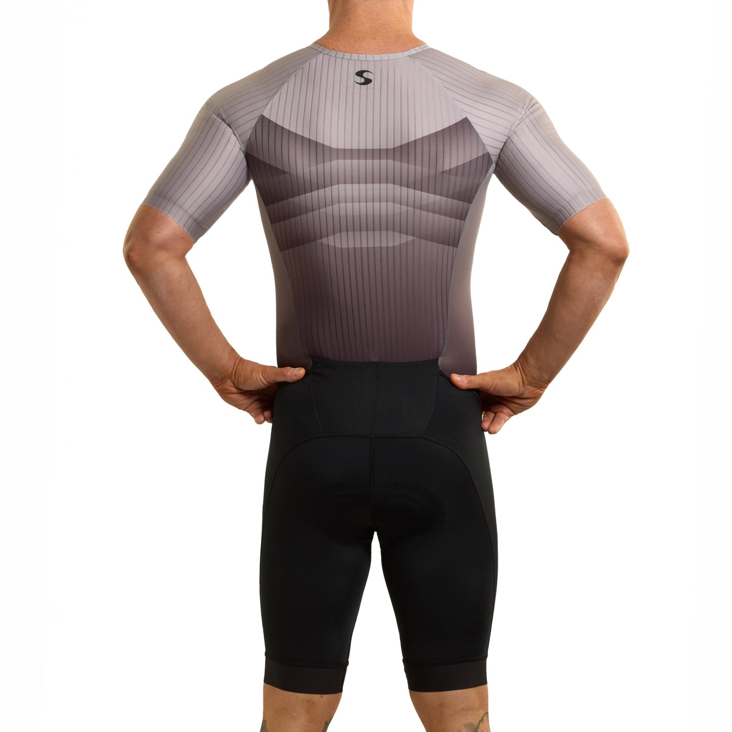 Synergy Pro 3.0 Men's Triathlon Short Sleeve Trisuit (Coal 3.0, Small)