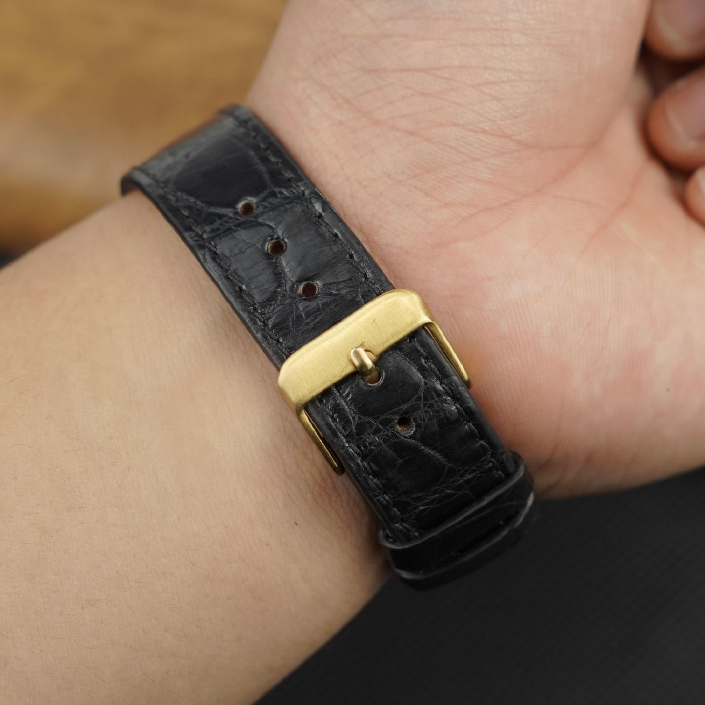 Premium 20mm Flat Black Watch Band for Men, Handcraft Leather Watch Strap, Easy Install Strap Gold Stainless Buckle Present Gift Husband Boyfriend Son Christmas Fathers Day Birthday DH21G20MM