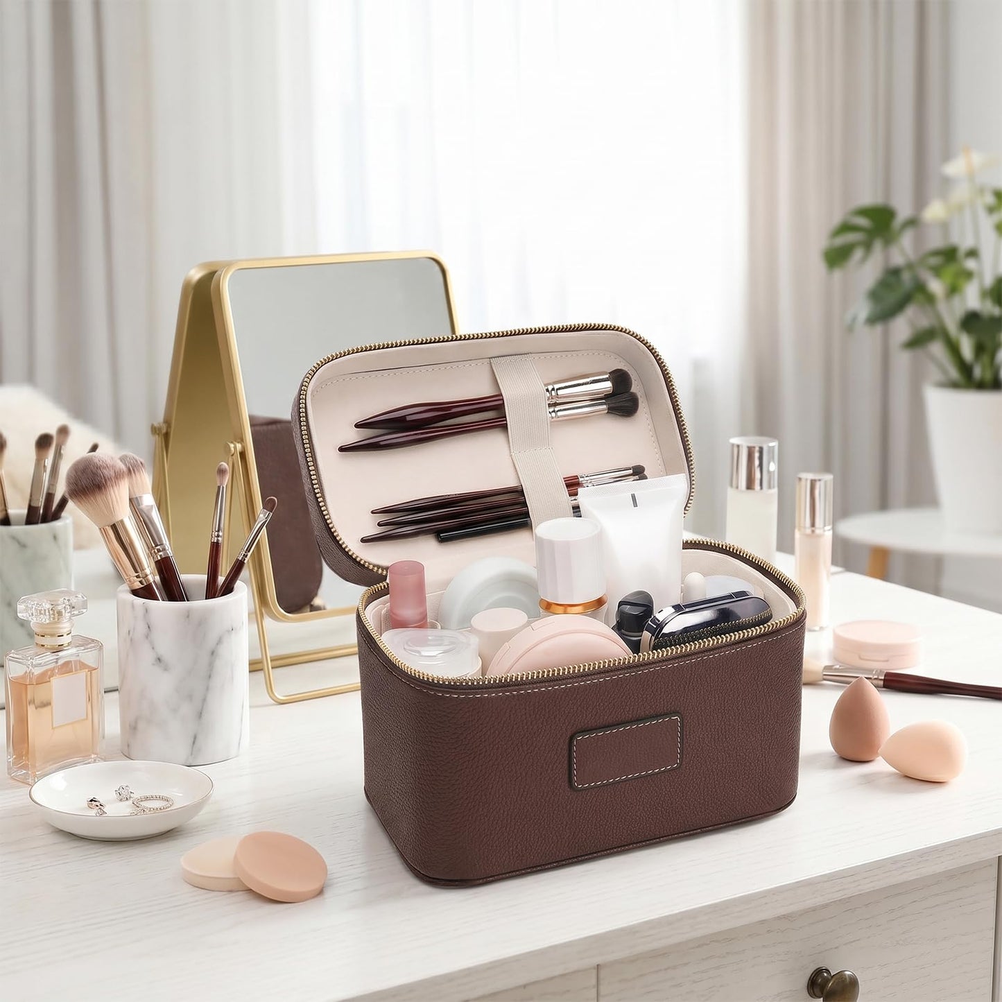 idoltimes Makeup Case for Women, Leather Makeup Bag Cosmetic Case with Removable Divider, Large Capacity Waterproof Portable Travel Toiletry Make up Organizer Case