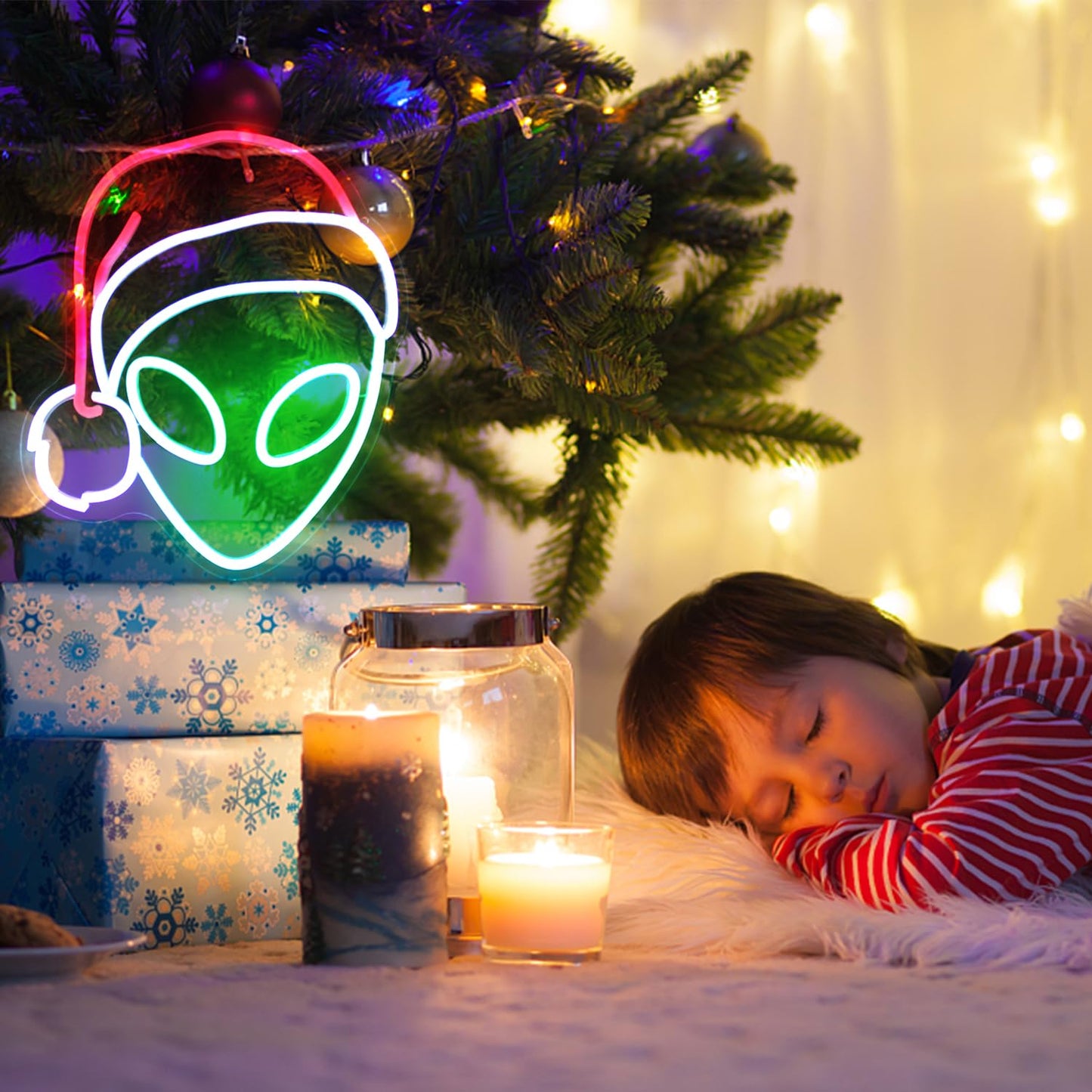 Christmas Neon Light Alien Neon Sign Green Red LED Sign Christmas Hat Neon Signs for Wall Decor Santa Hat Neon Lights for Bedroom Alien Decor Neon Wall Light for Xmas Party Decor