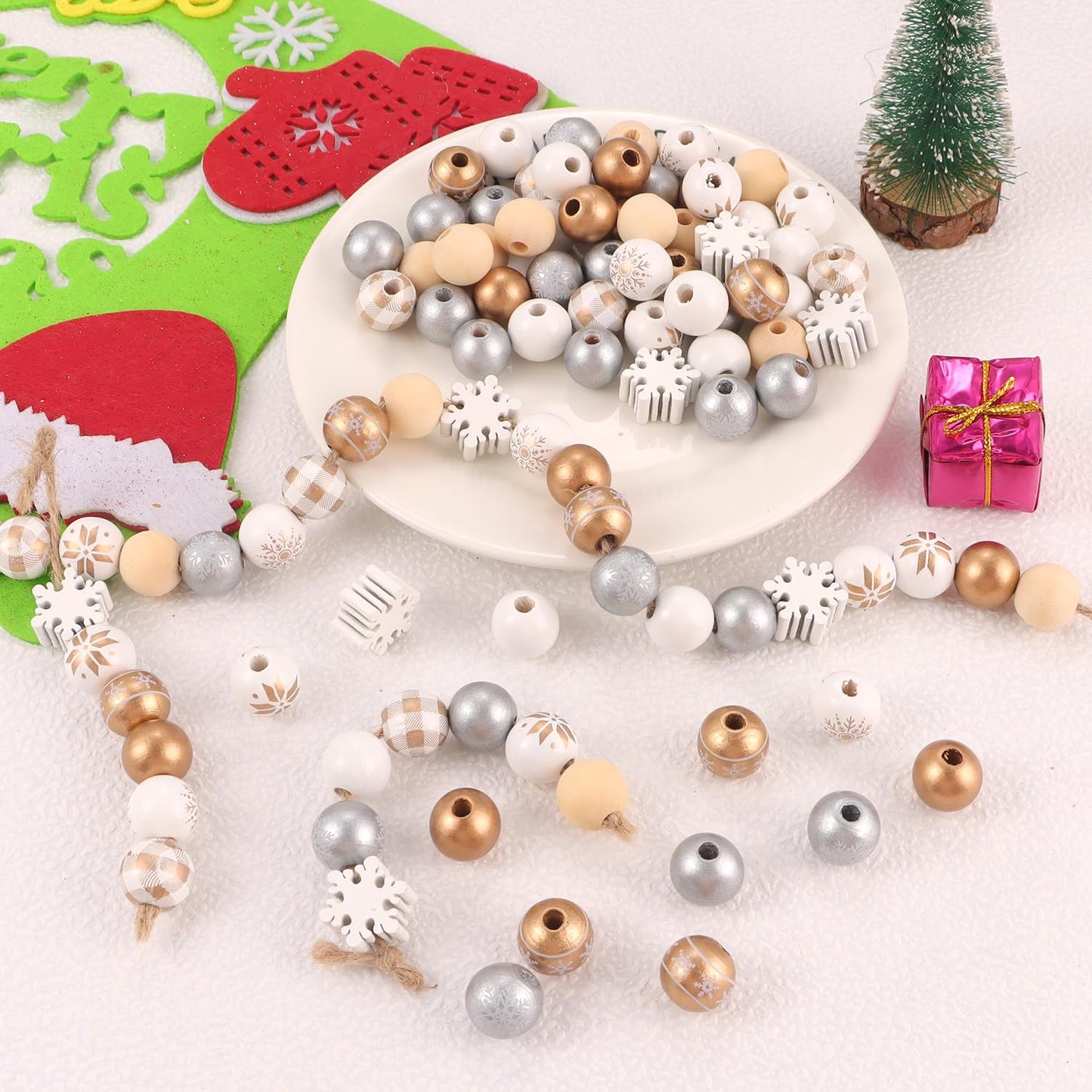 210 Pcs Golden Wood Beads Winter Gold Silver White Snowflake Wooden Craft Beads Bulk for Xmas DIY Garland Necklace Bracelet Jewelry Making Home Decor
