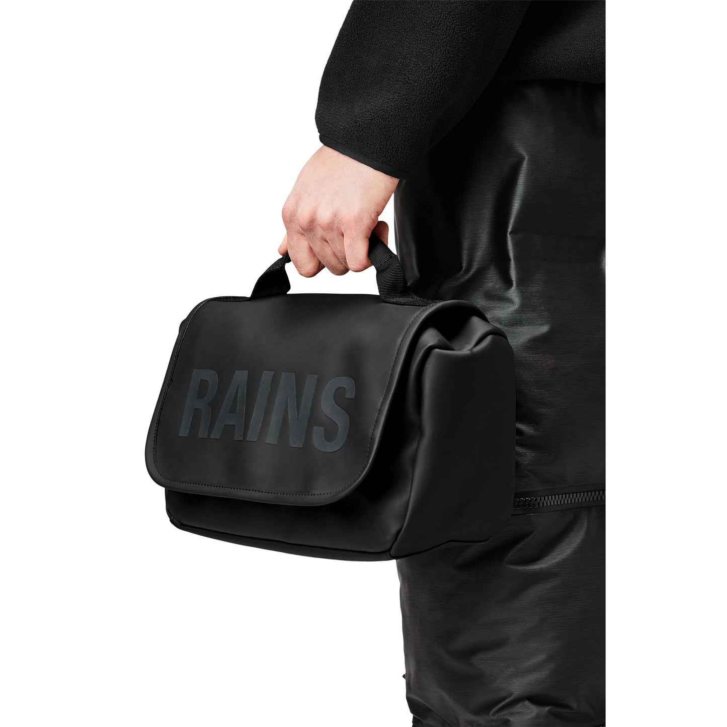 RAINS Texel Wash Bag – Black Waterproof Toiletry Travel Organizer for Men and Women - Wash Bag with Zip Closure and Multiple Compartments – 2 Year Warranty