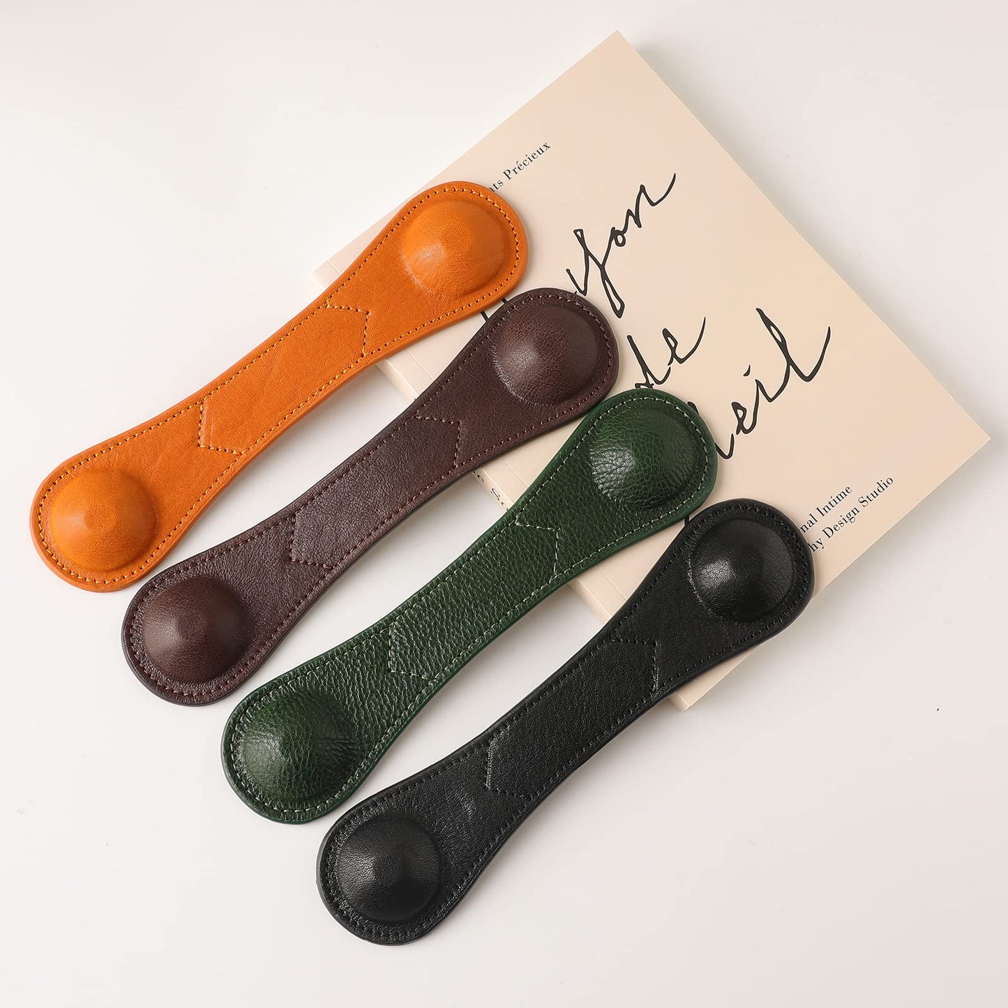Weighted Bookmark - Leather Book Page Weight Book Weights Holder for Hands-Free Reading Paper Weights for Cookbooks Crafts Music Books Bookmarks(01Black)