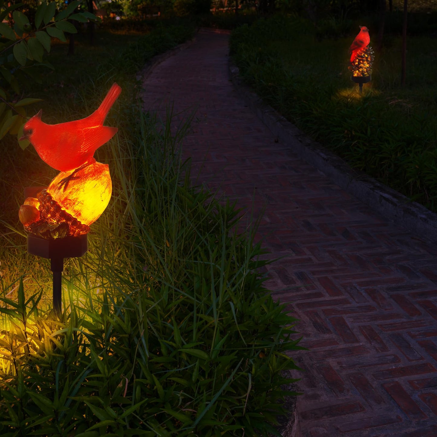 Capoda 2 Pack Solar Lights Decorative Garden Outdoor , Red Cardinal Bird Stakes for Pathway Yard Lawn, Waterproof Resin Figurine Memorial Sympathy Gifts for Mom Women, Cemetery Grave Decorations