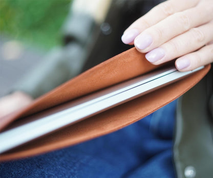 Aartedesign Genuine Leather Sleeve for MacBook 14 Pro 2021-2026 14 Inch M1 M2 M3 M4 Pro/Max A2442 A2779 Case Soft Handmade for Mac 14 Carrying Bag (Vertical, Vintage Cognac)