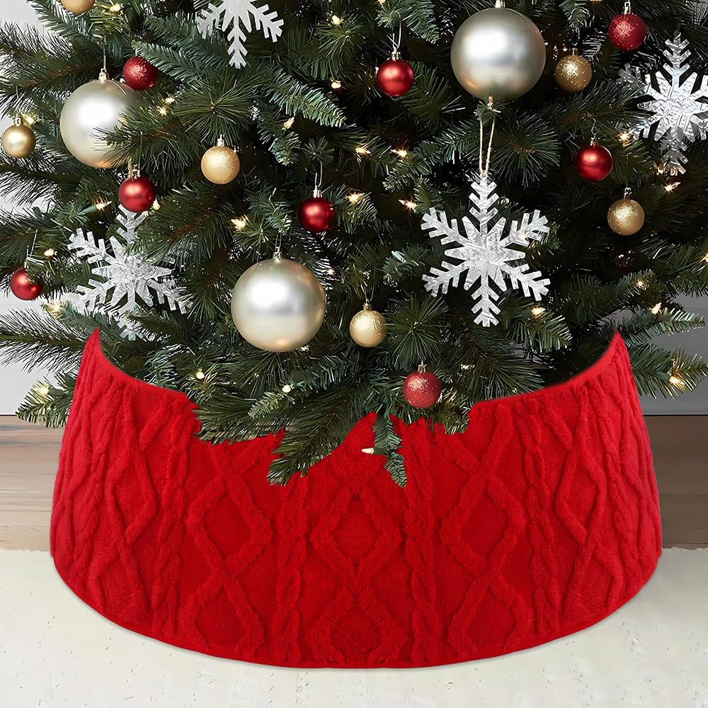 Teeanzo 28 Inch Christmas Tree Collar Red Plush Faux Fur with Crossed Diamond Pattern, Soft Boho Xmas Tree Ring Tree Skirt for Christmas Artificial Trees Holiday Party Home Decor