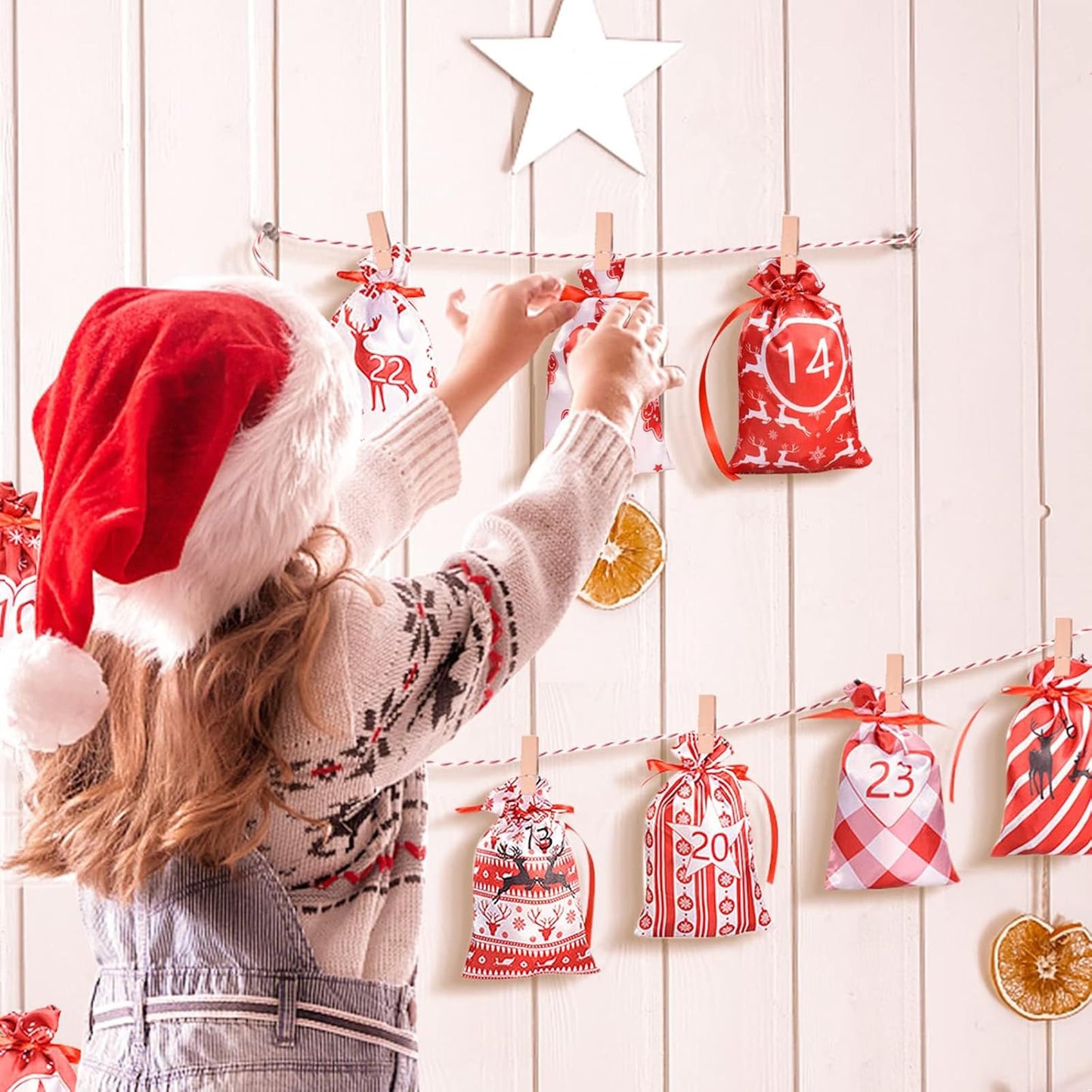 24 Pcs Christmas Drawstring Gift Wrap Bags Reusable Advent Calendar Bags Cute Xmas Candy Toys Goody Treat Bag Pocket for Holiday Weedings Birthdays Party Favor Home Storage Gift Bag