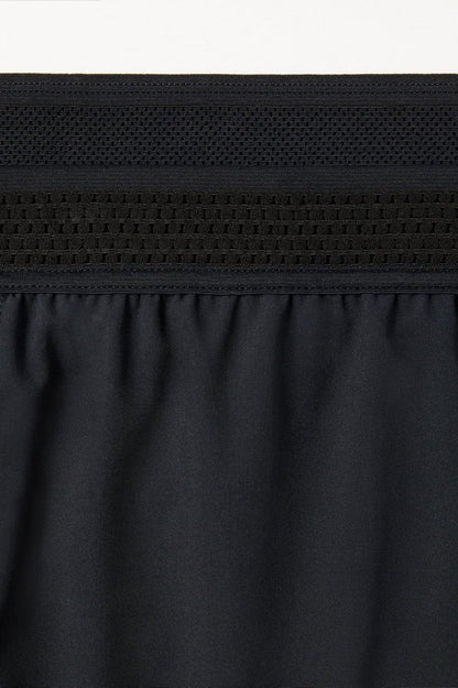 Fabletics Men's The Fundamental Short, Workout, Running, Training, Gym, Yoga, Ultra Lightweight, Athletic, 9" Inseam, L, Black