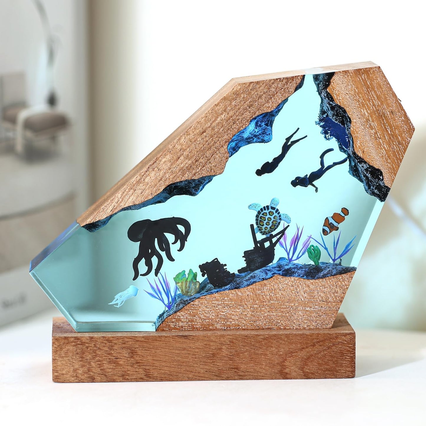 Octopus Ocean Resin Lamp - Handmade Resin Night Light with USB Port, Variable Lights, Octopus Gifts and Decor, Ocean Enthusiast Collectibles, Unique Birthday Gifts for Father Him Her (6"x4")