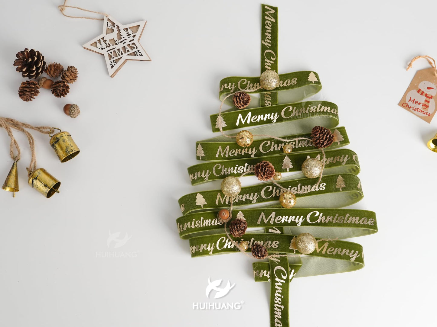 HUIHUANG Christmas Velvet Ribbon 1 inch Moss Green Velvet with Gold Merry Christmas Tree Ribbon for Gift Wrapping, Tree Ornaments, Wreaths, Garlands, DIY Crafts- Continuous 10 Yards