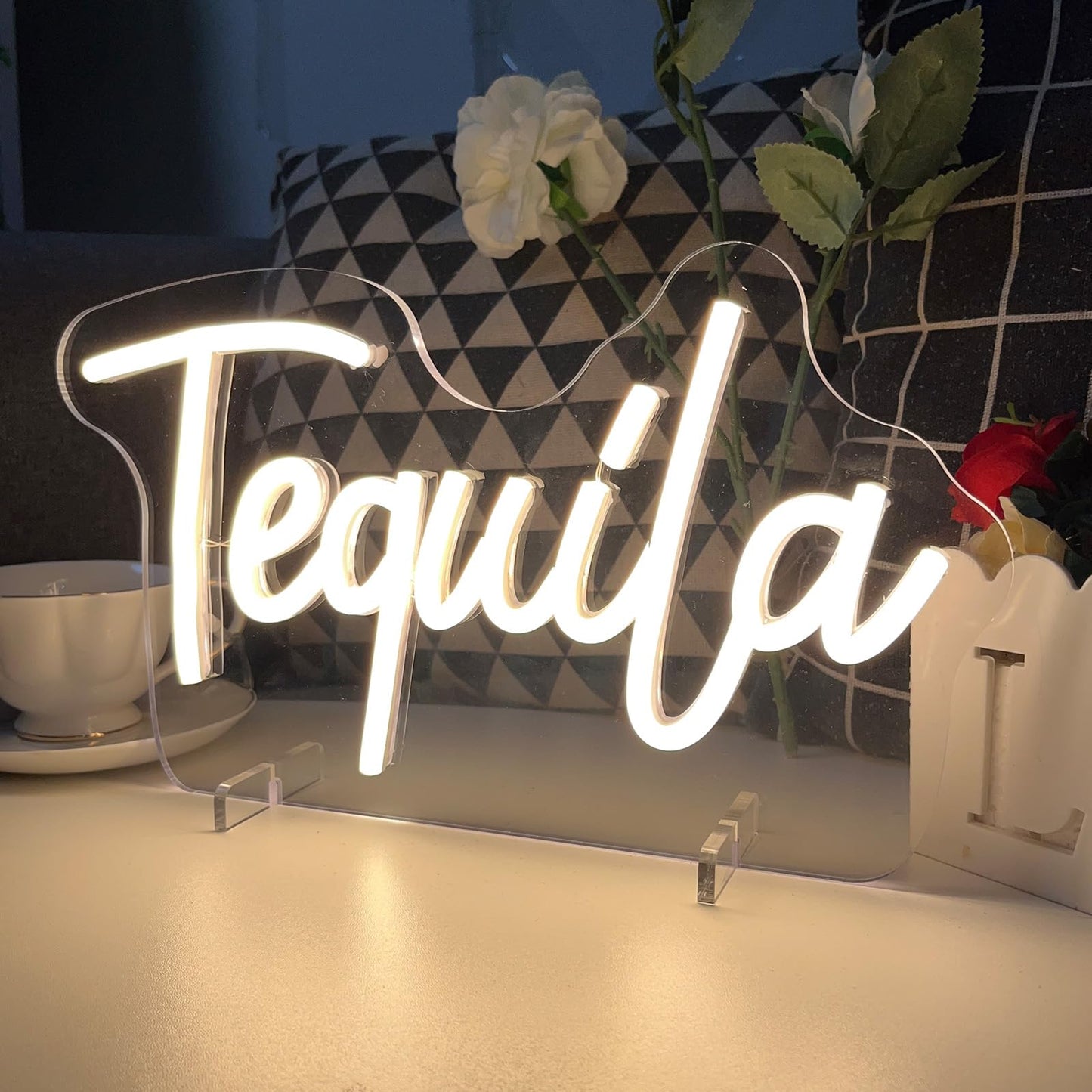 Tequila Table Number Neon Sign Desk Lamp Night Light Wedding Letter LED Neon Sign Wedding Table Decorations Neon Light Shop Bedroom Home Room Decor Christmas Party Warm White USB 30×16.8CM