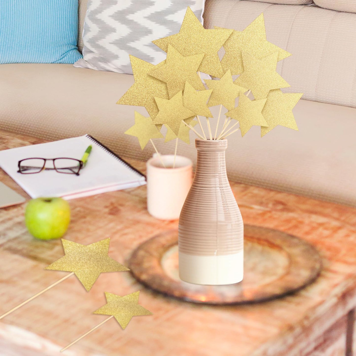 42 Pcs Gold Star Centerpieces Sticks Twinkle Glitter Star Table Flower Centerpiece Sticks Golden Cake Toppers for Graduation Back to School Wedding Engagement Bridal Baby Shower Party Decorations