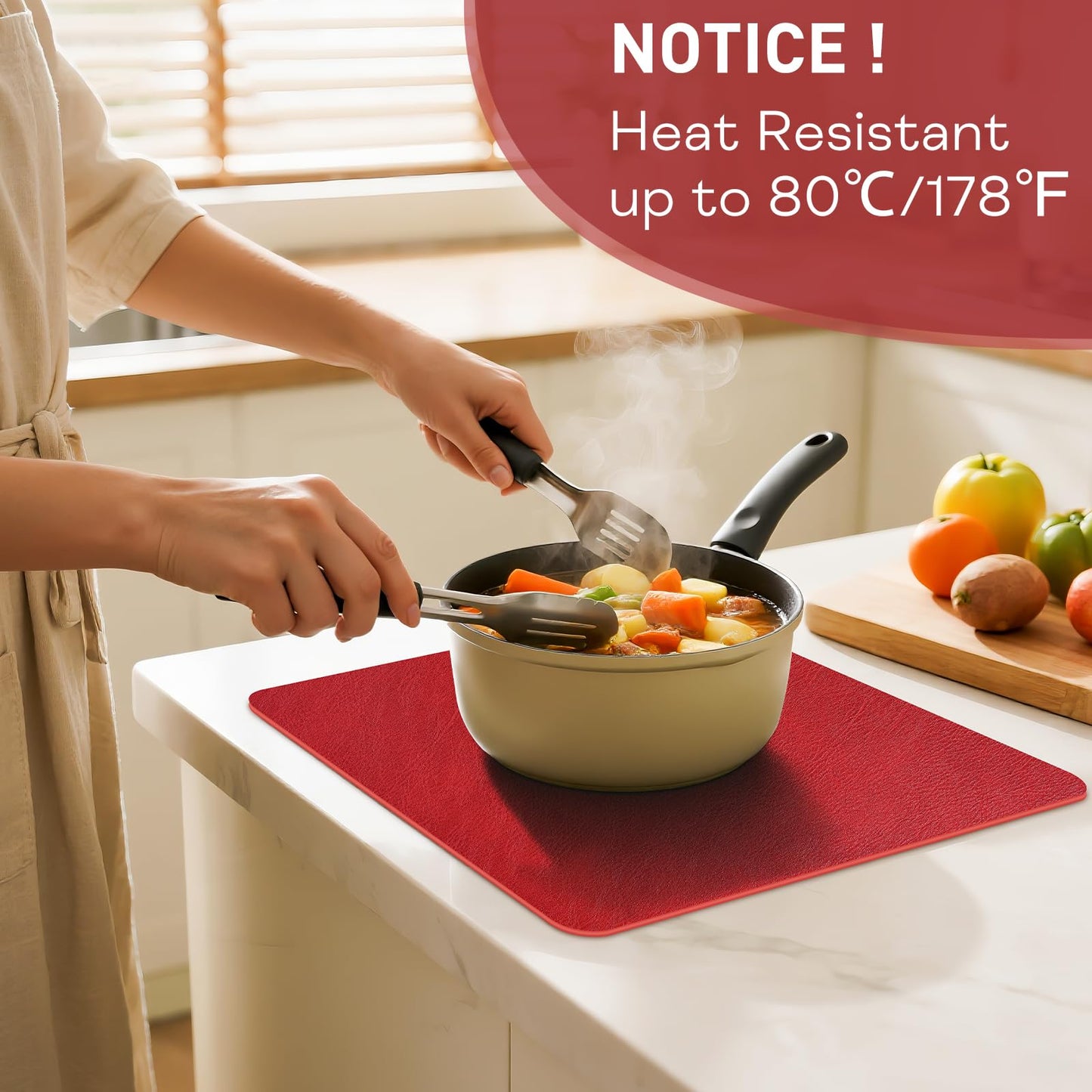 APLKER Faux Leather Placemats Set of 6, Washable Place Mats, Vinyl Placemats Wipeable Waterproof Oil-Proof Heat Resistant PU Table Mats for Dining, Kitchen, Hotel(Red)